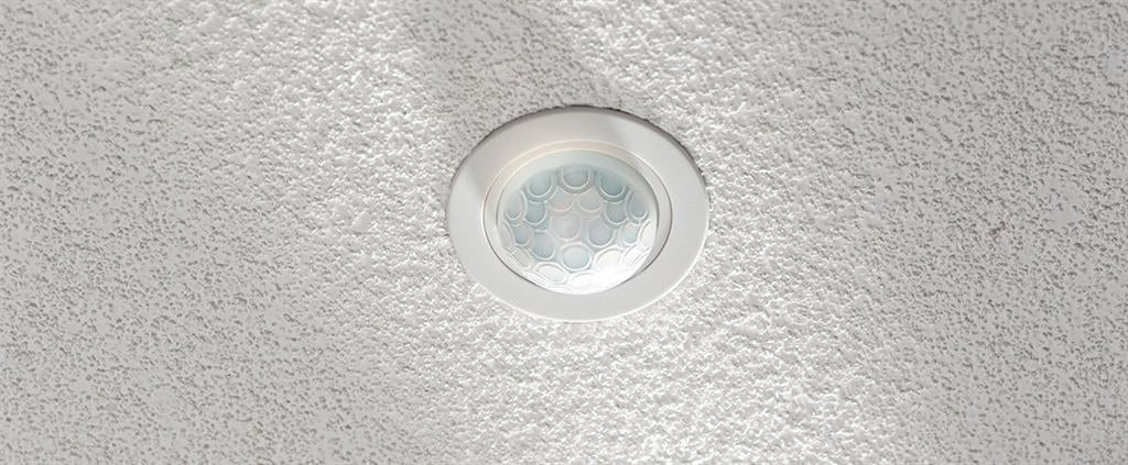 Датчик за присъствие PIR, за вграждане в таван, 360°, обхват D9m @ 2.8m, IP40, Legrand (EBMHS-PRM-SA-C CP Electronics)