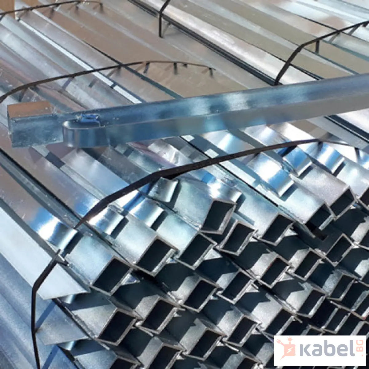 ЗАЗЕМИТЕЛЕН КОЛ 1.5м + ШИНА 1.5m СТУДЕНО ПОЦИНКОВАН 60/60/4 мм