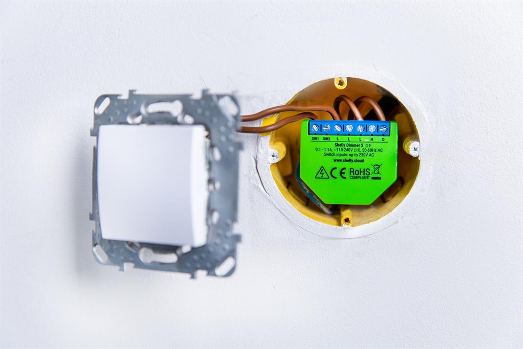 Микромодул Smart реле 1х димер 200VA без неутрала Shelly Dimmer 2 - 262184S