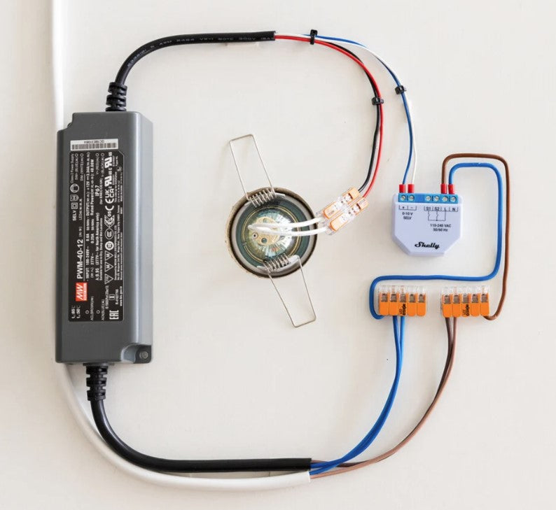 Микромодул Smart реле 1х димер 0-10V изисква неутрала Shelly Plus 0-10V Dimmer - 265703S