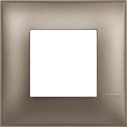 Рамка ТИТАН 2 мод. НЕМСКИ СТАНДАРТ за монтаж върху носеща рамка 2 мод. /блистер/ Classia Bticino