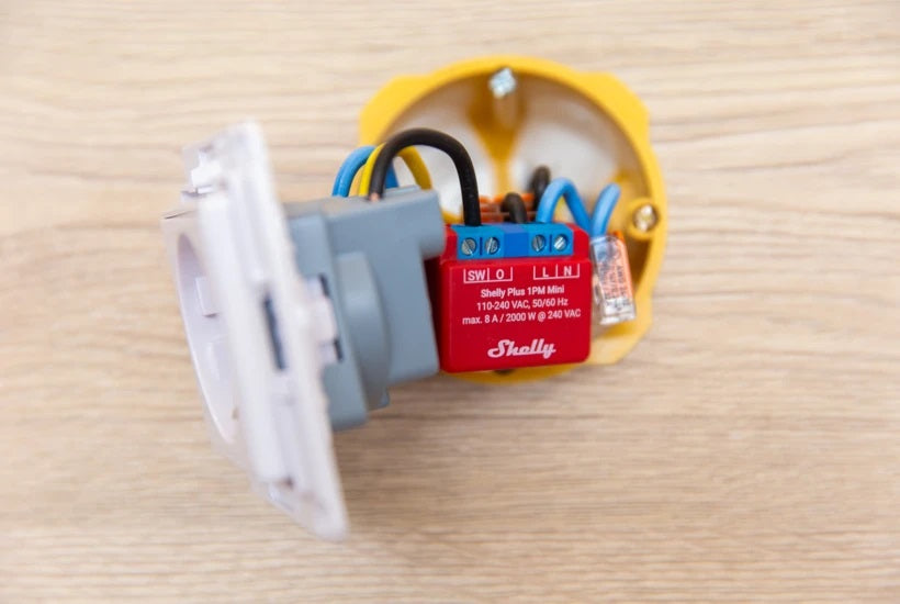 Микромодул Smart реле 1х On/Off 8A с мерител изисква неутрала Shelly Plus 1PM Mini - 265666