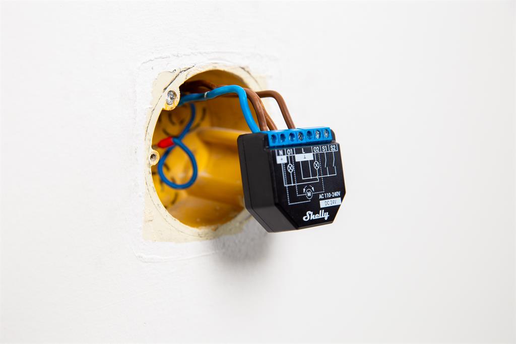 Микромодул Smart реле 2х On/Off или щори 10A изисква неутрала Shelly Plus 2PM - 265031S