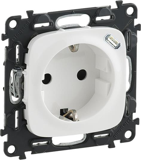Контакт ШУКО 2P+E 16A + USB тип C 1.5A 7.5W цвят Бял Valena Allure Legrand