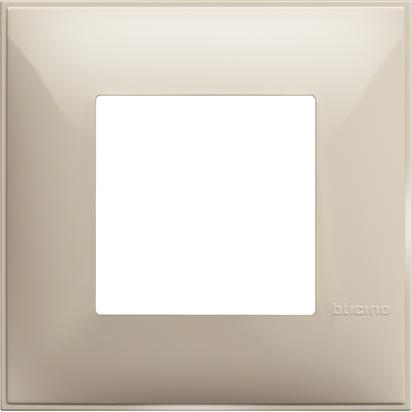 Рамка КРЕМ 2 мод. НЕМСКИ СТАНДАРТ за монтаж върху носеща рамка 2 мод. /блистер/ Classia Bticino