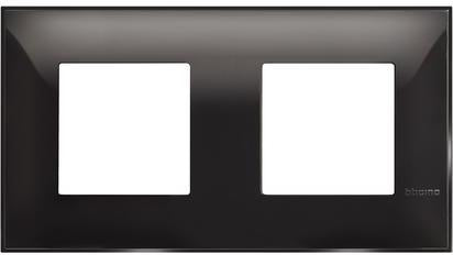 Рамка ЧЕРЕН ГЛАНЦ 2х2 мод. НЕМСКИ СТАНДАРТ за монтаж върху носещи рамка 2х2 мод. /блистер/ Classia Bticino