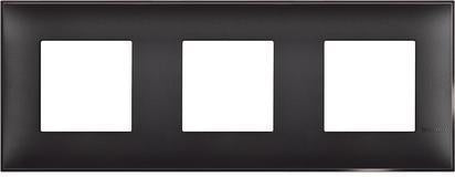 Рамка ЧЕРЕН САТЕН 3х2 мод. НЕМСКИ СТАНДАРТ за монтаж върху носещи рамки 3х2 мод. /блистер/ Classia Bticino