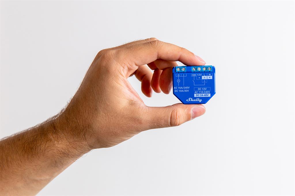 Микромодул Smart реле 1х On/Off 16A изисква неутрала Shelly Plus 1 - 265000S
