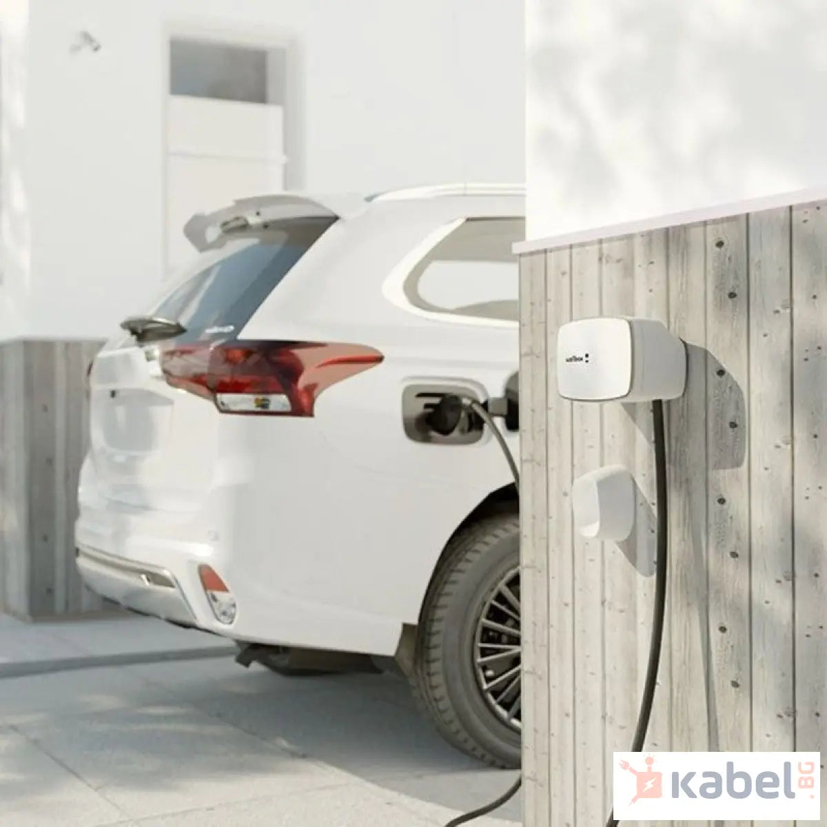 ЗАРЯДНА СТАНЦИЯ WALLBOX COMMANDER 2S КАБЕЛ ТИП 2 | 22 KW AC | ЧЕРЕН ЦВЯТ